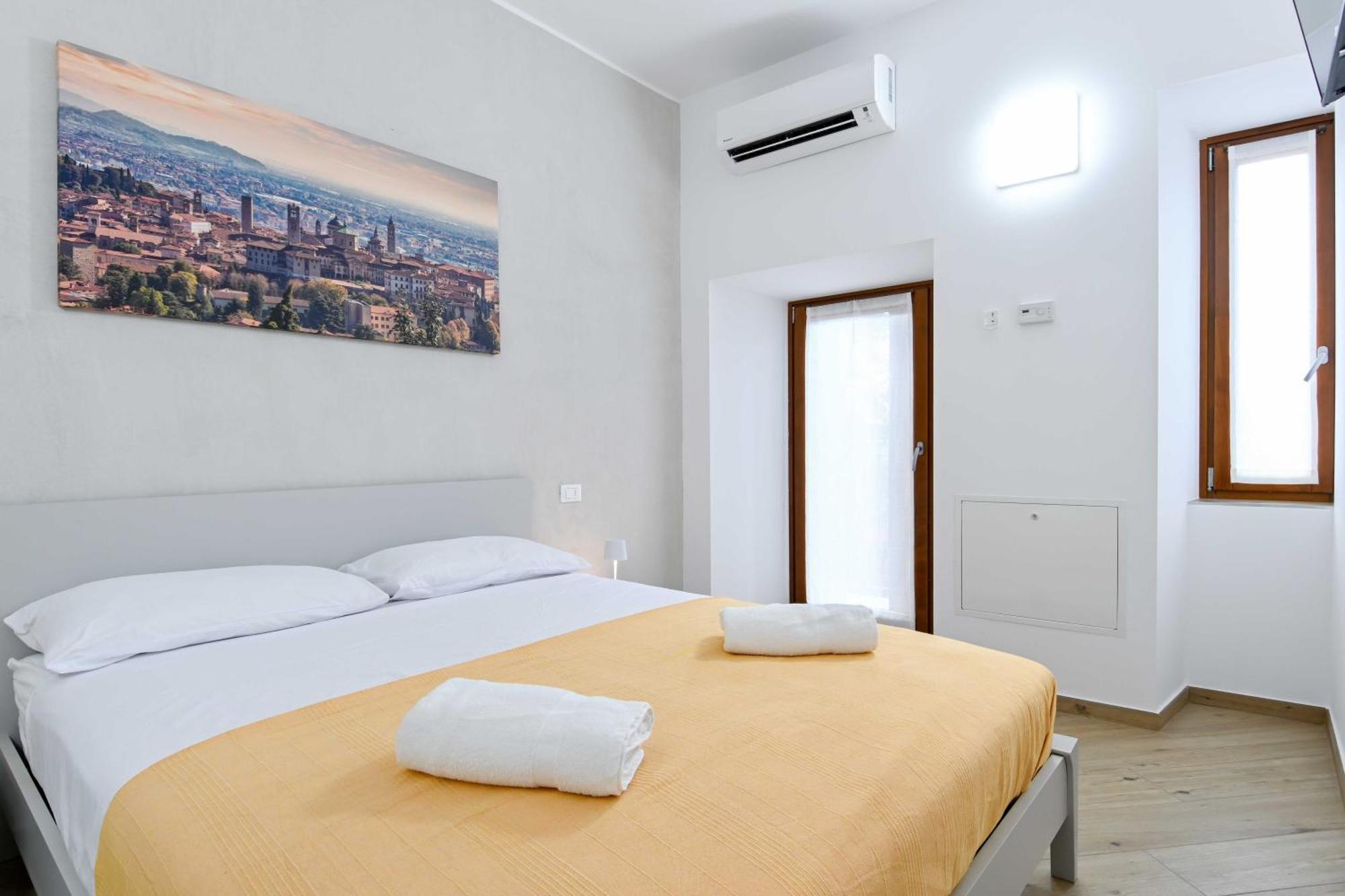 La Corte Di Scanzo Scanzorosciate Buitenkant foto