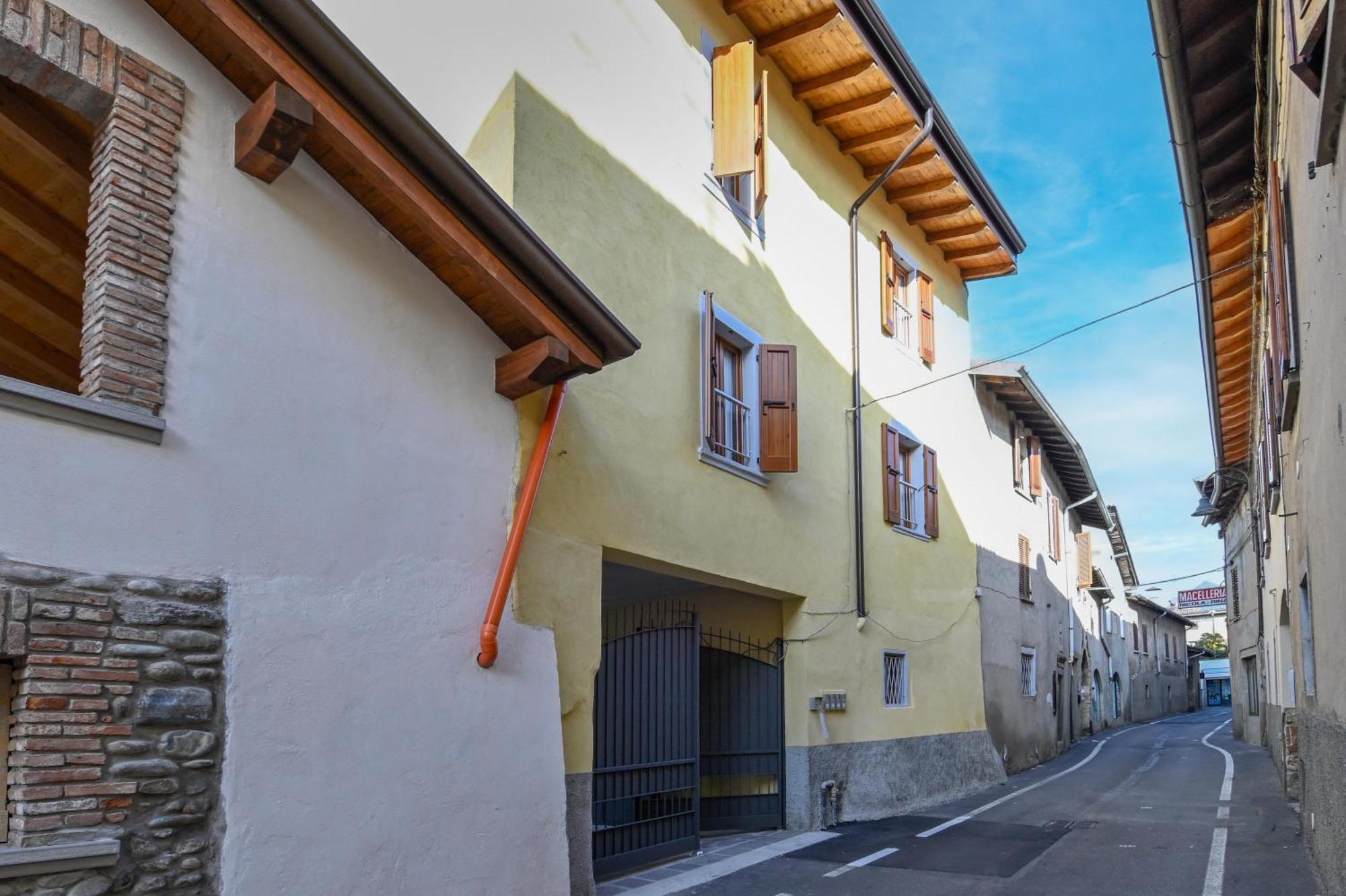 La Corte Di Scanzo Scanzorosciate Buitenkant foto